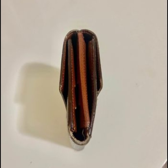 Louis Vuitton Monogram - Picture 8 of 8